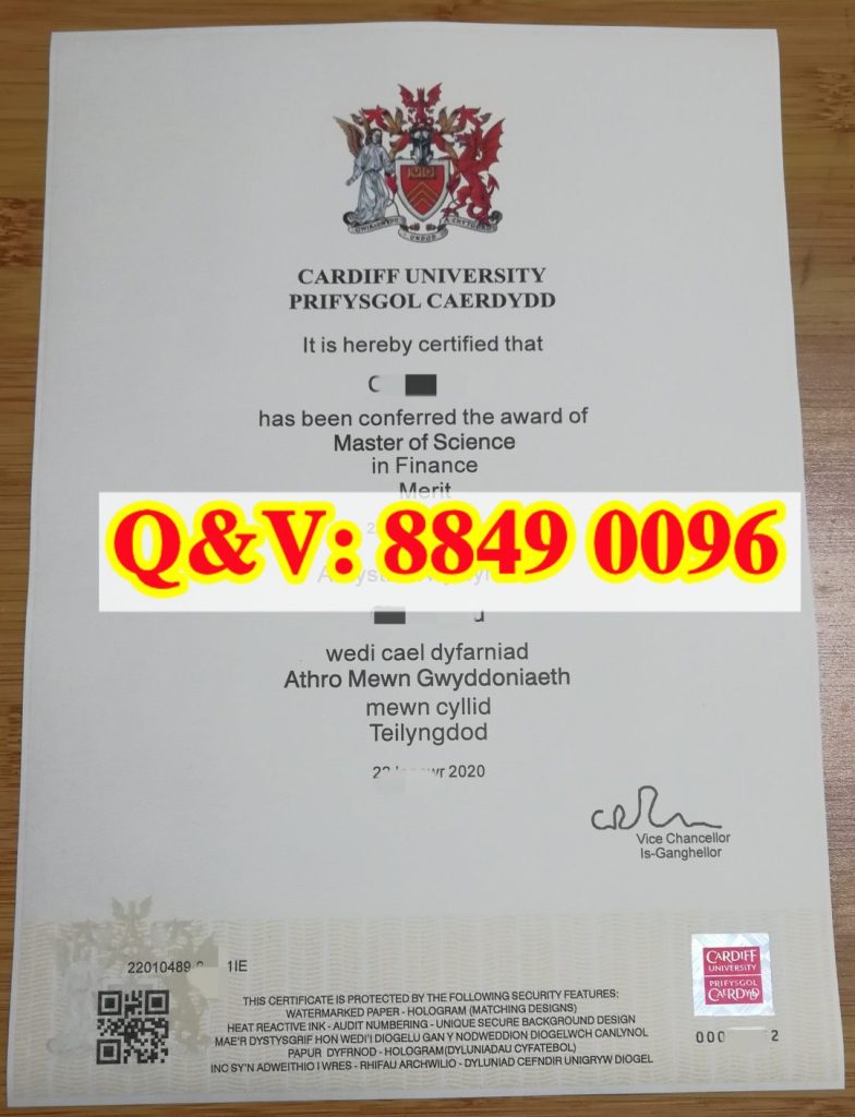 实拍英国威尔士卡迪夫大学（Cardiff University）原版理学硕士学位证书，英威双语版式、校徽盾徽、校长（Vice Chancellor）原版手写签名、防伪水印与全息防伪工艺；授予金融学理学硕士（MSc in Finance），成绩等级 Merit（良好），适配英国硕士学历背景核验、博士申请前置学历材料、留服境外学历认证、金融行业求职履历佐证素材。
