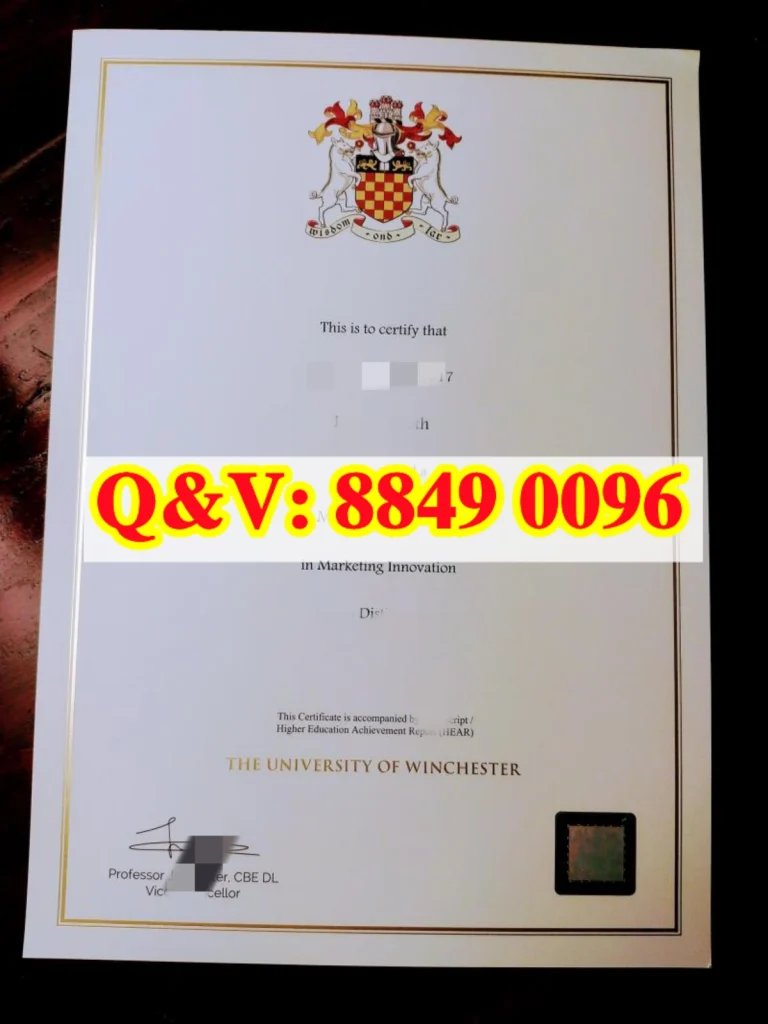 英国温切斯特大学毕业证实拍,英国温切斯特大学文凭样版,University Of Winchester degree,英国温切斯特大学学历样本